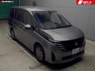 Nissan SERENA  с аукциона в Японии