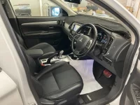 Mitsubishi OUTLANDER PHEV лот № 12005 оценка RA  с аукциона в Японии 3