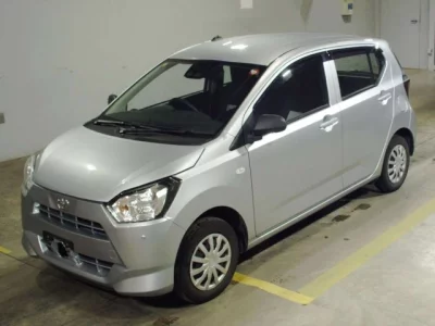 Toyota PIXIS EPOCH  с аукциона в Японии