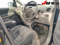 Toyota VOXY лот № 3005 оценка 3.5  с аукциона в Японии 5