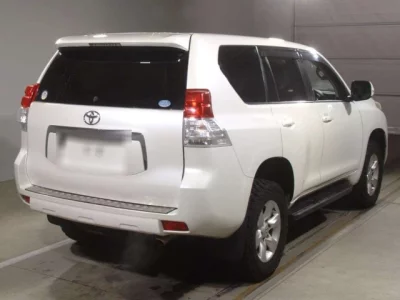 Toyota LAND CRUISER PRADO  с аукциона в Японии