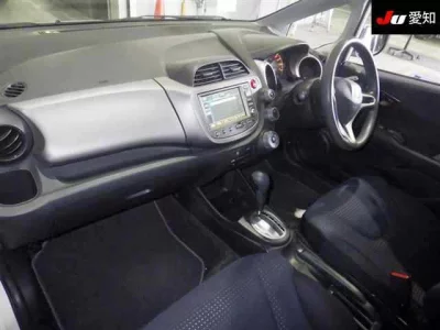 Honda FIT  с аукциона в Японии