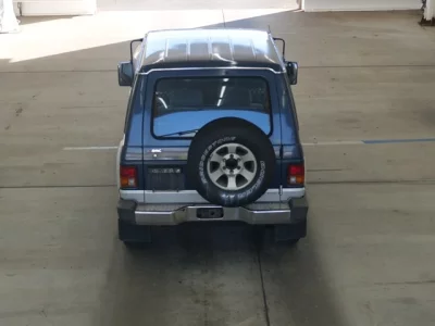 Mitsubishi PAJERO  с аукциона в Японии