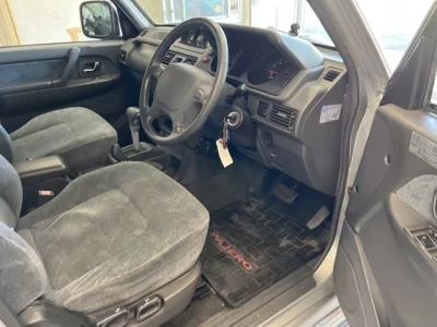 Mitsubishi PAJERO  с аукциона в Японии