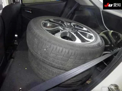 Mazda DEMIO  с аукциона в Японии