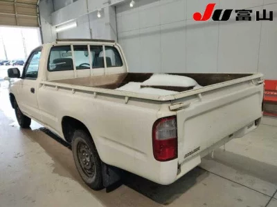 Toyota HILUX  с аукциона в Японии