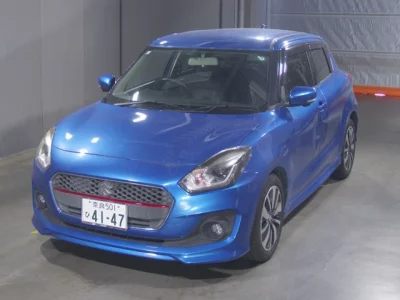 Suzuki SWIFT  с аукциона в Японии