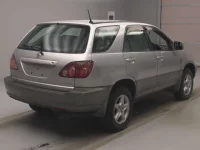 Toyota HARRIER лот № 80615 оценка 3  с аукциона в Японии 1