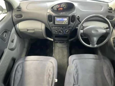 Toyota FUNCARGO  с аукциона в Японии