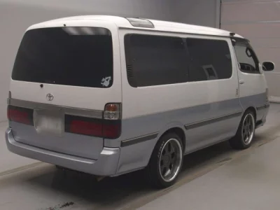 Toyota HIACE  с аукциона в Японии