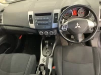 Mitsubishi OUTLANDER лот № 12025 оценка 3  с аукциона в Японии 4