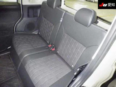 Mitsubishi DELICA MINI  с аукциона в Японии