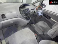 Toyota ESTIMA лот № 541 оценка 3.5  с аукциона в Японии 2