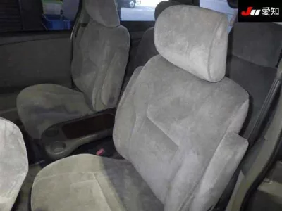 Toyota ESTIMA  с аукциона в Японии