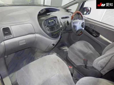 Toyota ESTIMA  с аукциона в Японии