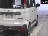 Suzuki SPACIA GEAR лот № 550 оценка 3.5  с аукциона в Японии 7