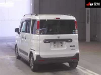 Suzuki SPACIA GEAR лот № 550 оценка 3.5  с аукциона в Японии 1