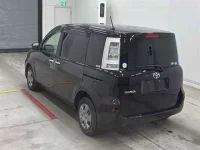 Toyota SIENTA лот № 30109 оценка 4.5  с аукциона в Японии 1