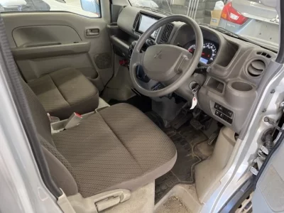Mitsubishi MINICAB VAN