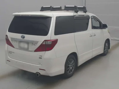 Toyota ALPHARD  с аукциона в Японии