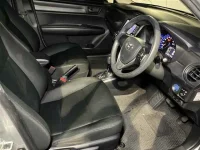 Toyota COROLLA AXIO лот № 30110 оценка 3.5  с аукциона в Японии 6