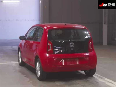 Volkswagen UP  с аукциона в Японии