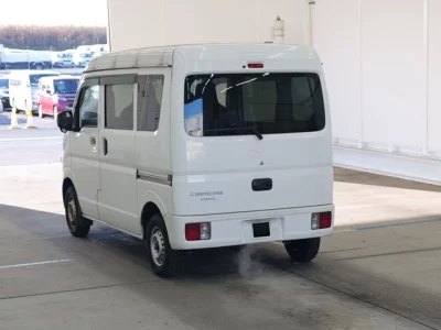 Mitsubishi MINICAB VAN  с аукциона в Японии