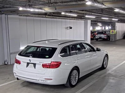 BMW 3-Series  с аукциона в Японии