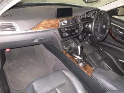 BMW 3-Series  с аукциона в Японии