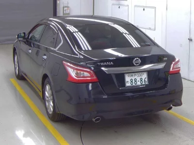 Nissan TEANA  с аукциона в Японии