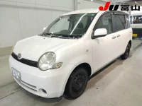 Toyota SIENTA лот № 3024 оценка 4  с аукциона в Японии 3