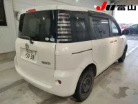 Toyota SIENTA лот № 3024 оценка 4  с аукциона в Японии 4
