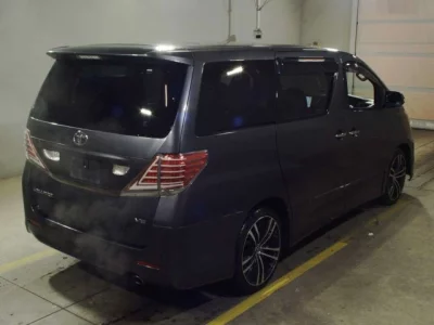 Toyota VELLFIRE  с аукциона в Японии