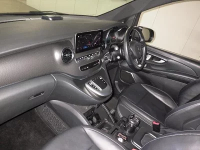 Mercedes-Benz V CLASS