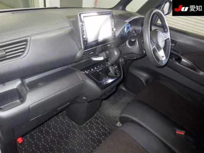 Mitsubishi EK X SPACE