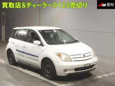 Toyota IST  с аукциона в Японии