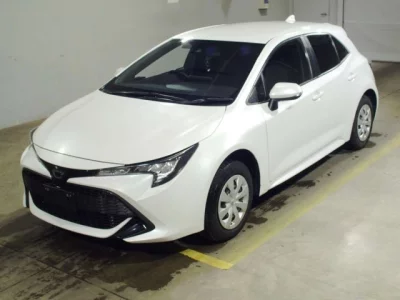 Toyota COROLLA SPORT  с аукциона в Японии