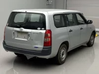 Toyota SUCCEED лот № 40016 оценка 3  с аукциона в Японии 1