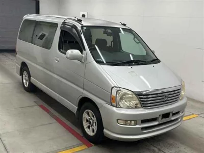 Toyota HIACE REGIUS