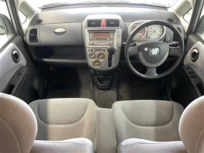 Honda LIFE  с аукциона в Японии