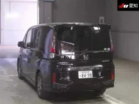 Honda STEP WAGON лот № 3007 оценка 4.5  с аукциона в Японии 1