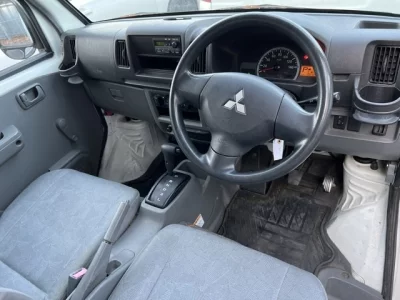 Mitsubishi MINICAB VAN