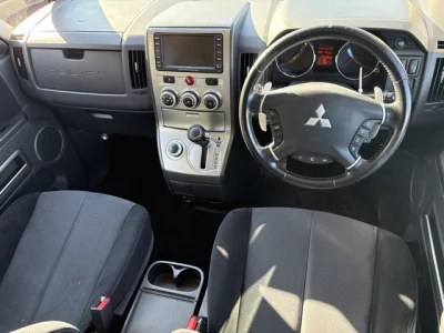 Mitsubishi DELICA D5