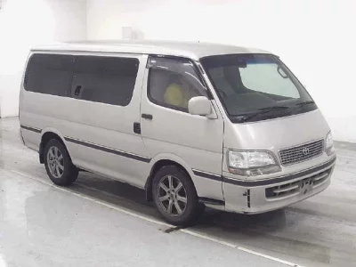 Toyota HIACE  с аукциона в Японии
