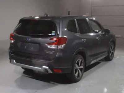 Subaru FORESTER  с аукциона в Японии