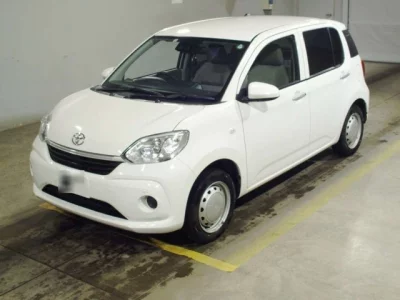 Toyota PASSO  с аукциона в Японии
