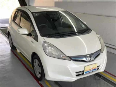Honda FIT  с аукциона в Японии
