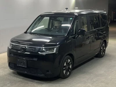 Honda STEP WAGON  с аукциона в Японии