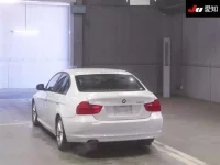 BMW 3-Series лот № 3018 оценка 4  с аукциона в Японии 1