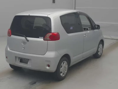 Toyota PORTE  с аукциона в Японии